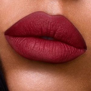 ✨RARE NEW Charlotte Tilbury Hollywood Lips Matte Lipstick Dangerous Liaison 🤩